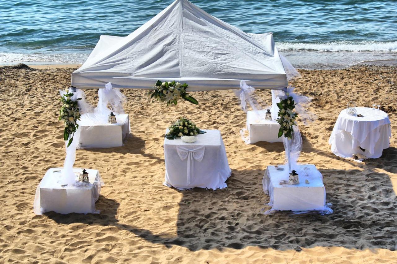 Alkionis Beach Hotel Apartments Sfáka Extérieur photo