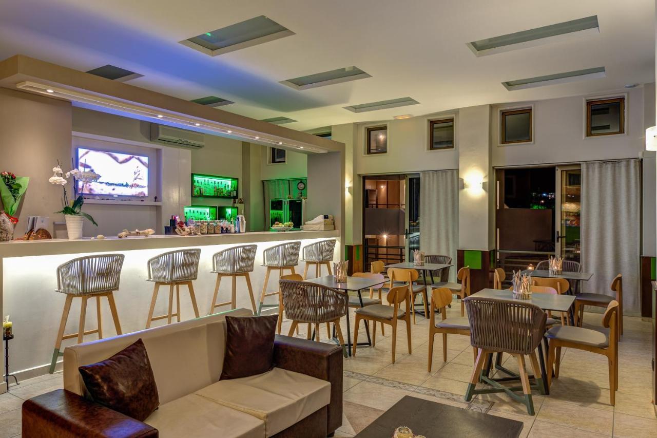 Alkionis Beach Hotel Apartments Sfáka Extérieur photo