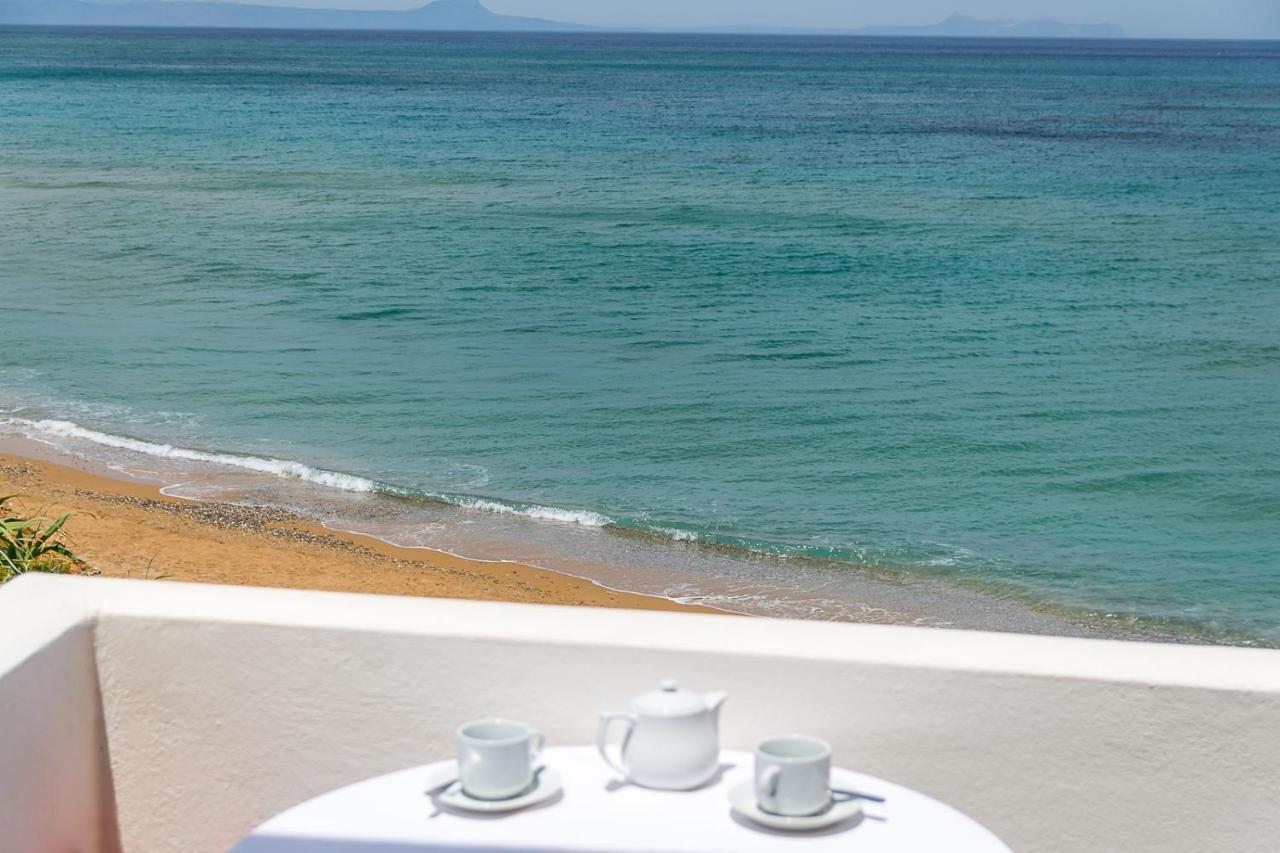 Alkionis Beach Hotel Apartments Sfáka Extérieur photo