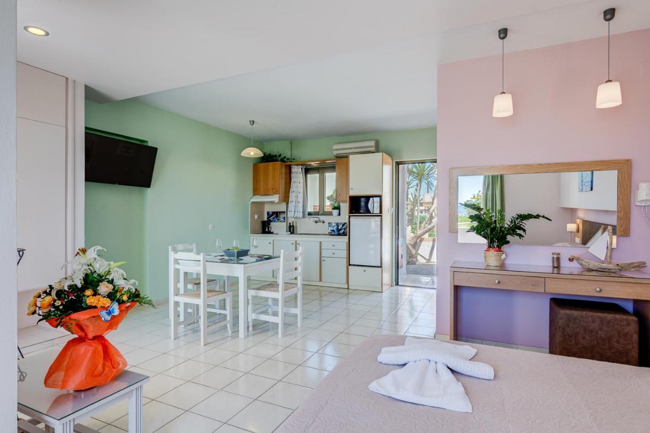 Alkionis Beach Hotel Apartments Sfáka Extérieur photo