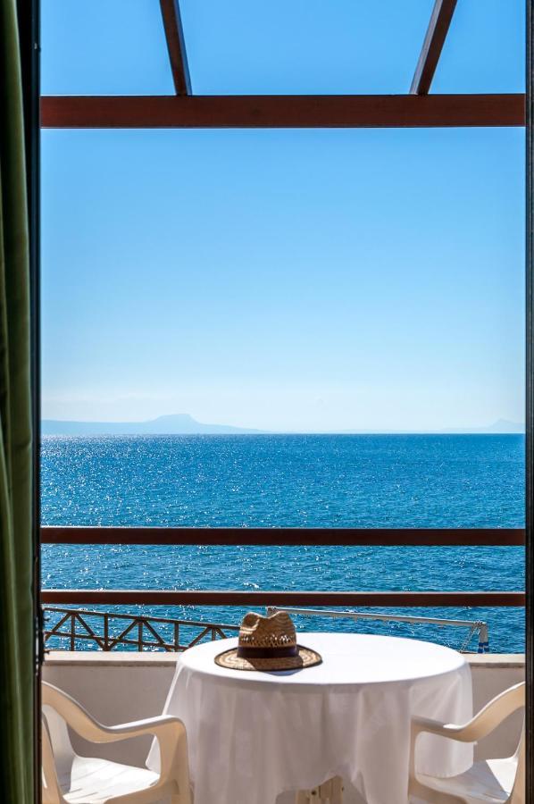 Alkionis Beach Hotel Apartments Sfáka Extérieur photo